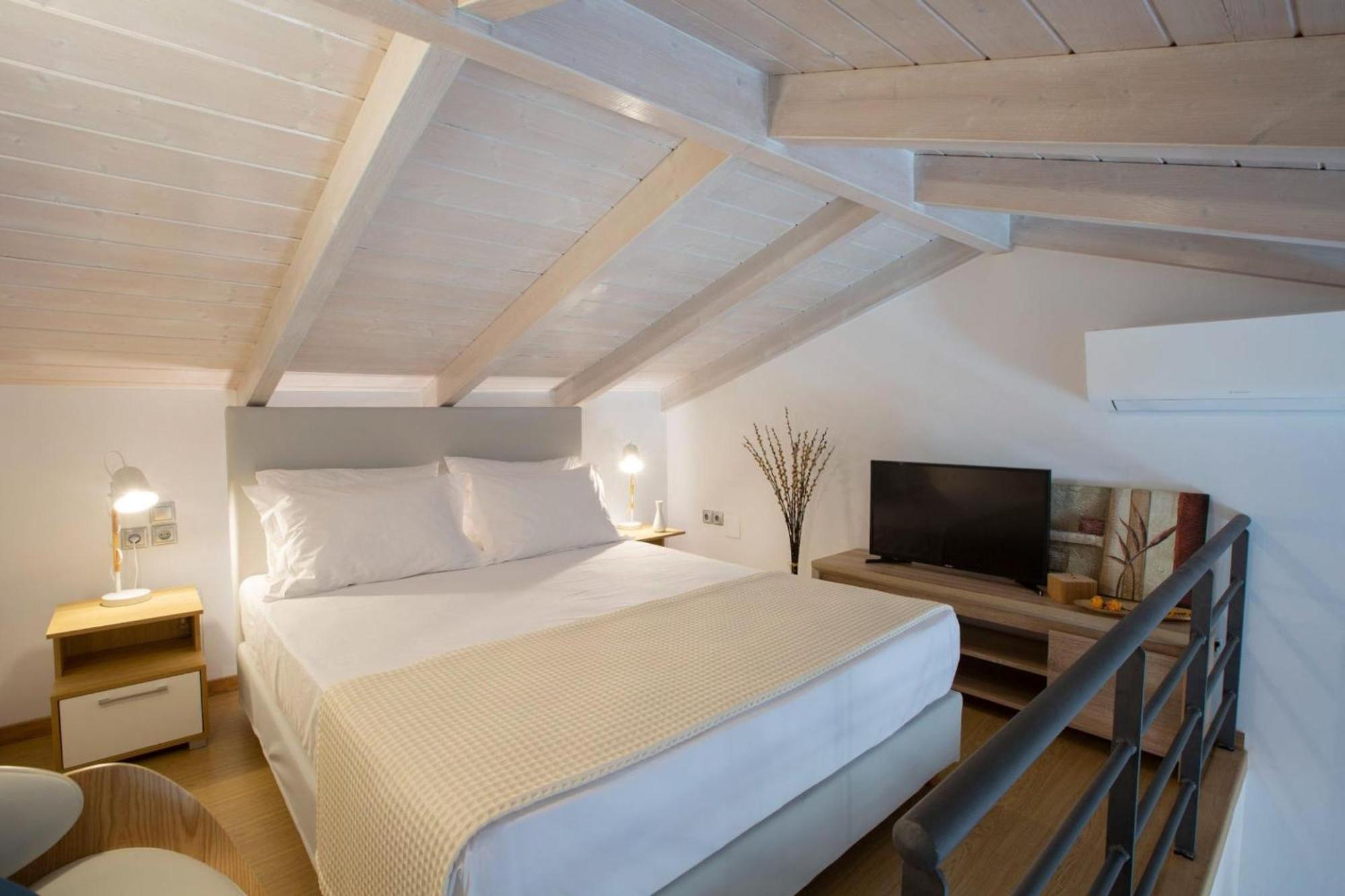 Aloft Luxury Villas Lefkada - Heated Pool Apolpaina Dış mekan fotoğraf